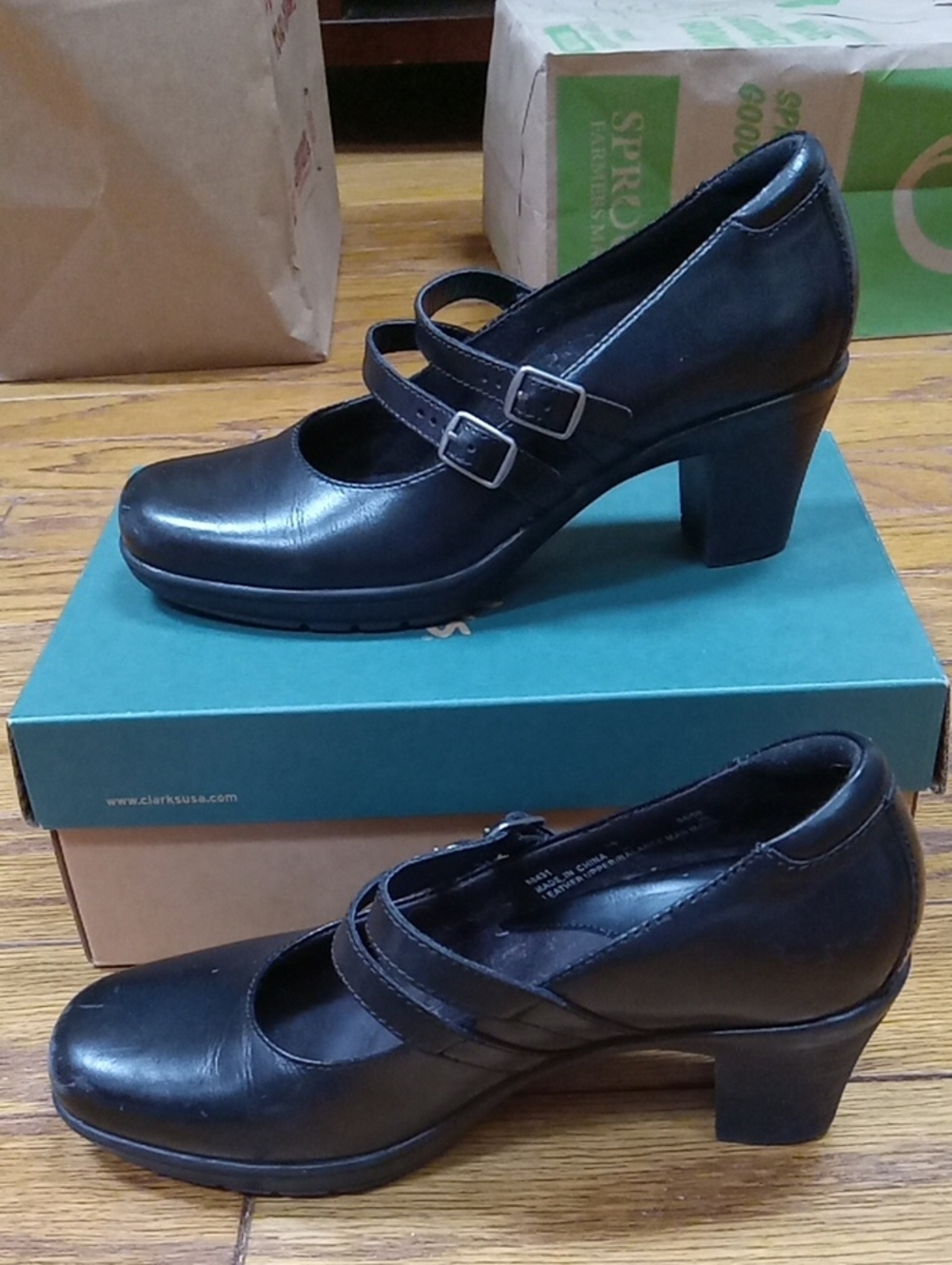 Clarks Bendables Black Leather Double Strap Mary Jane Heels Comfort Pumps 6M